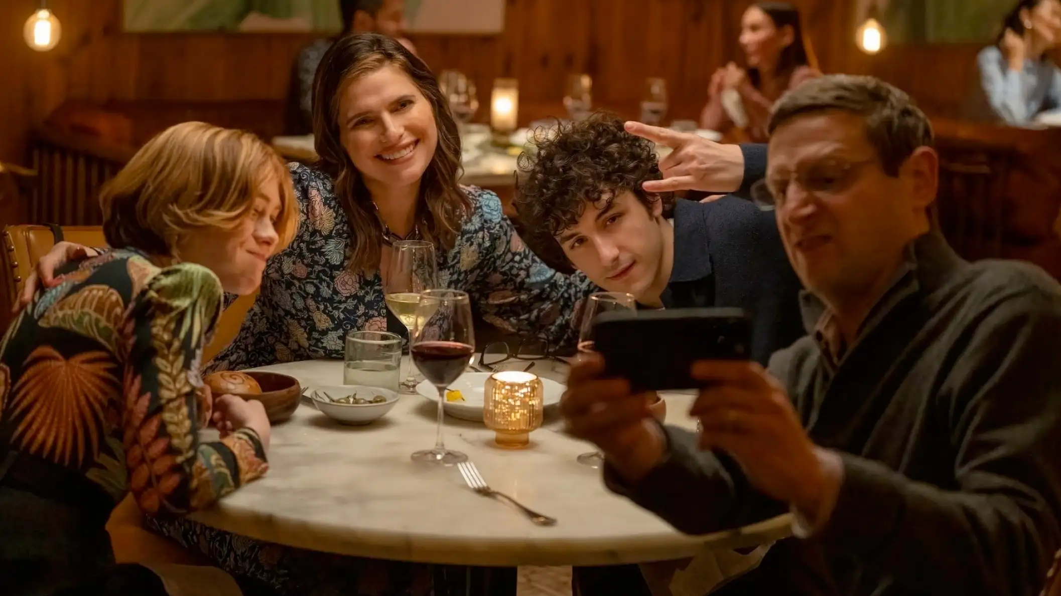 شرکت صندلی سازی (فصل 1 قسمت 1)